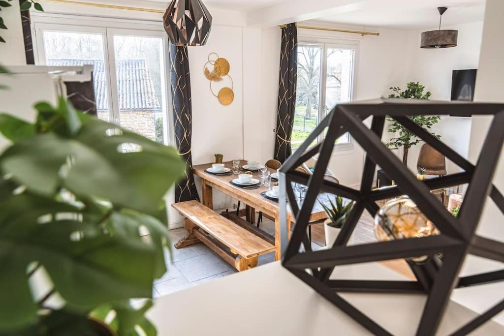 Apartmán La "Taniere" Pour 6 Personnes Isles-sur-Suippe Exteriér fotografie